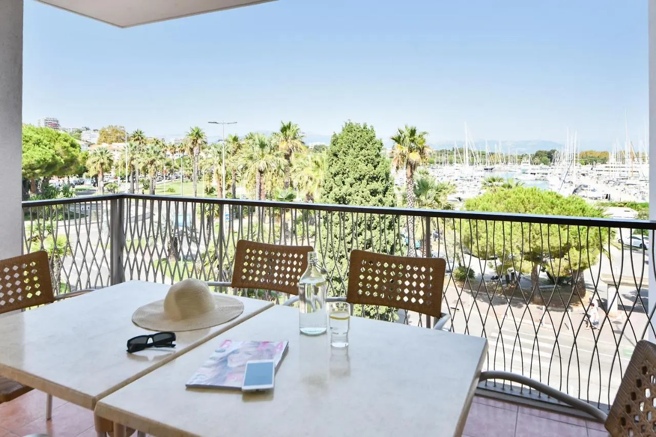 Residence Pierre & Vacances Premium Port Prestige Αντίμπ